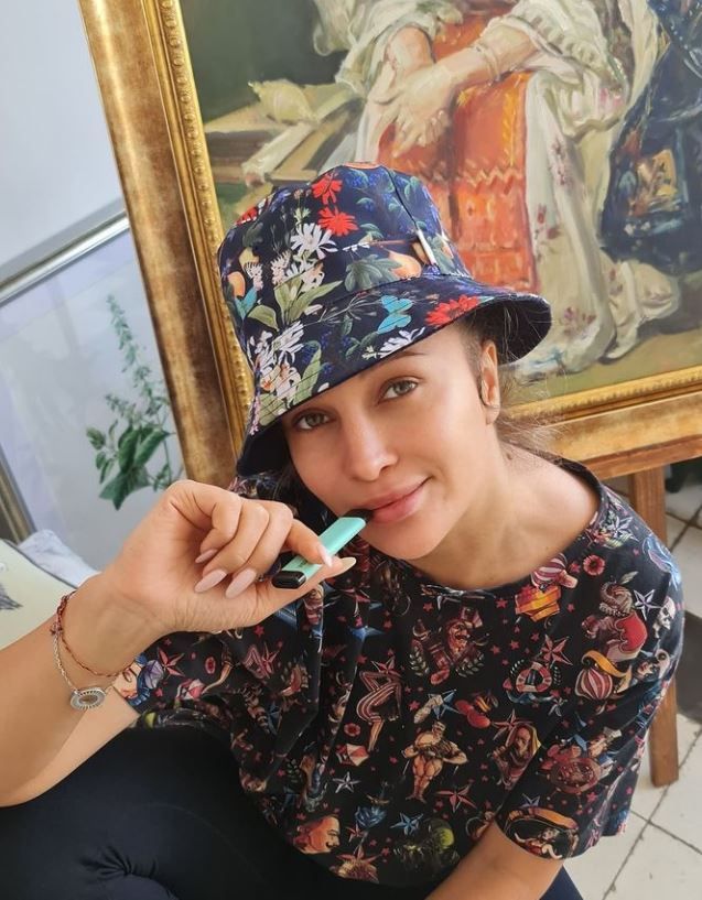 Lora și-a făcut o intervenție estetică. Ce nemulțumire avea artista
