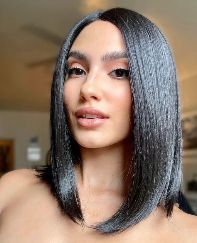 Franțuzoaica supranumită &ldquo;Wonder Woman&rdquo;, apariție incendiară pe Instagram! Modelul s-a pozat fără sutien