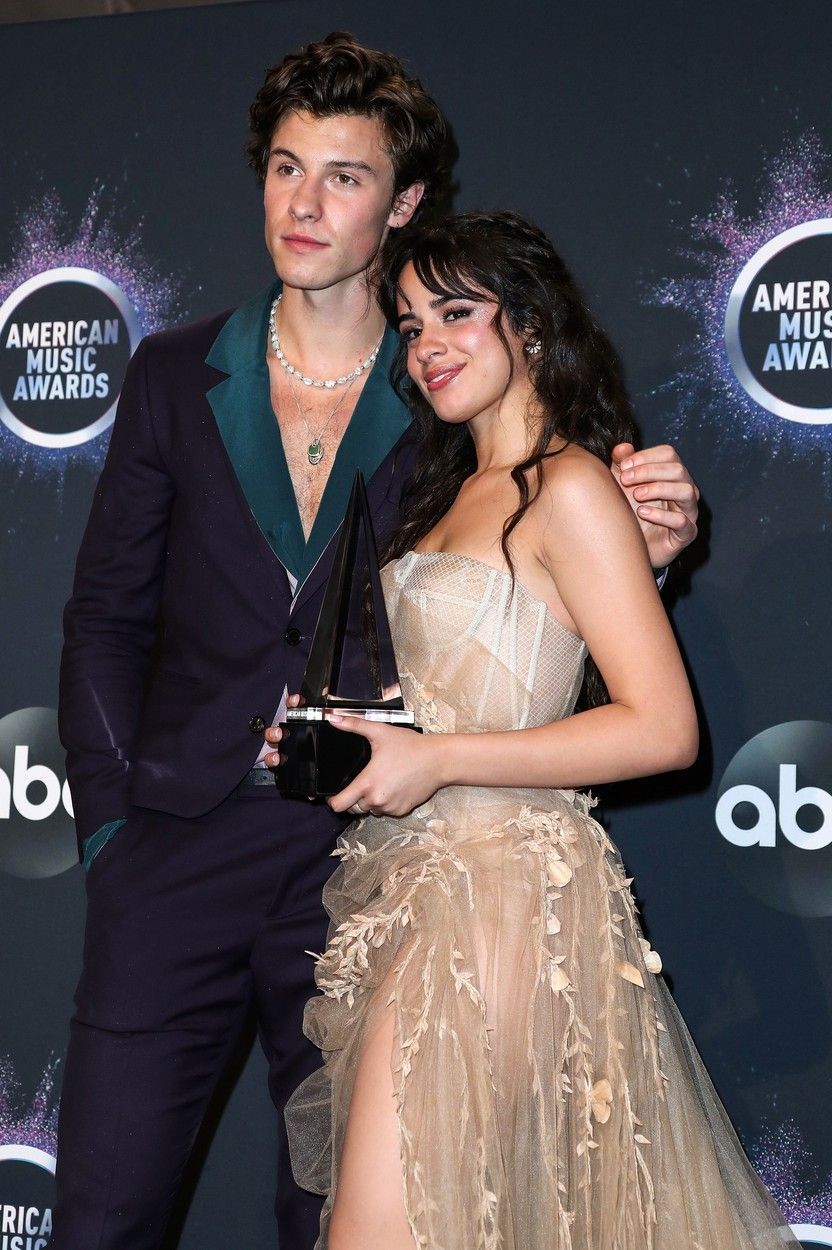 Shawn Mendes și Camila Cabello s-au despărțit după doi ani de relație