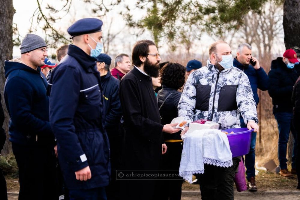 Cum poți să ajuți concret, rapid, sigur, oamenii din Ucraina? Cum poțI să fii om?