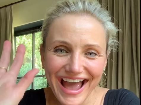 &rdquo;Sunt o bestie&rdquo;. La 49 de ani, Cameron Diaz nu mai folosește niciun produs de &icirc;nfrumusețare