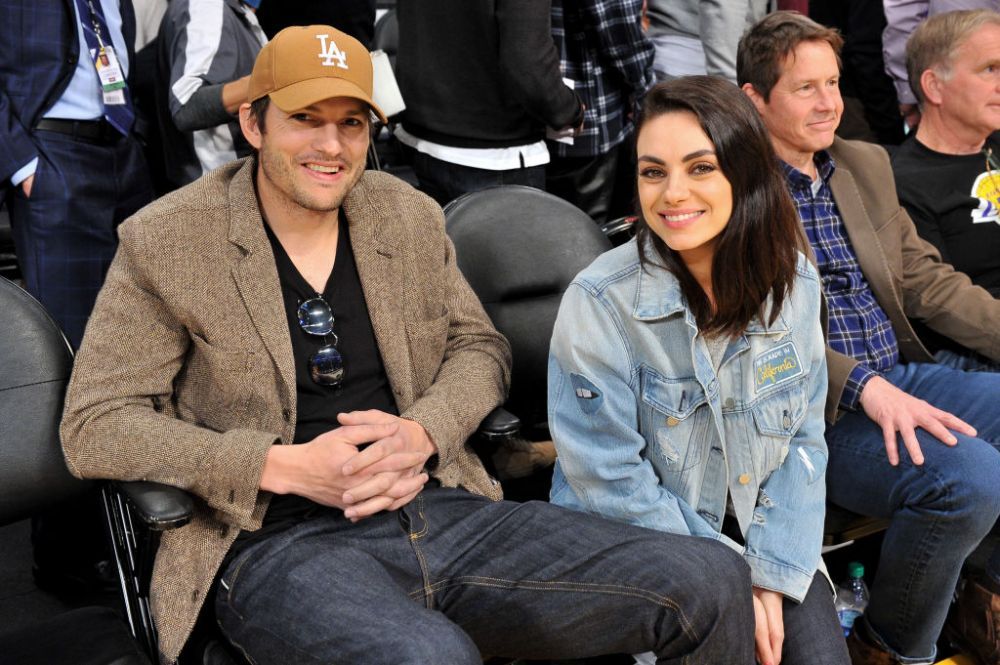 Mila Kunis și Ashton Kutcher au colectat donații de peste 34 de milioane de dolari pentru refugiații ucraineni