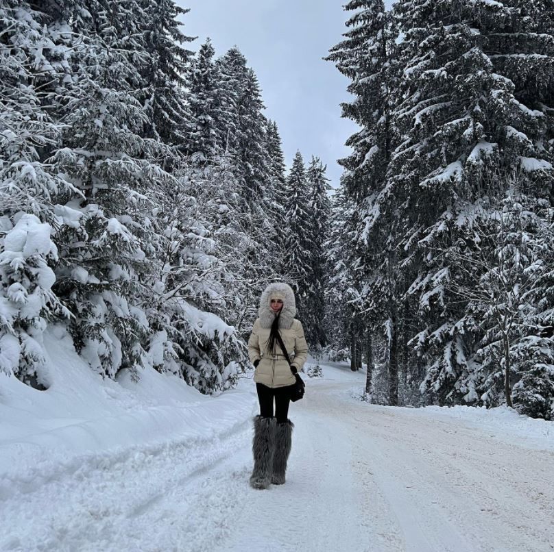 Cum arată Elena Băsescu la aproape 42 de ani. Fotografia cu care și-a surprins fanii de pe Instagram