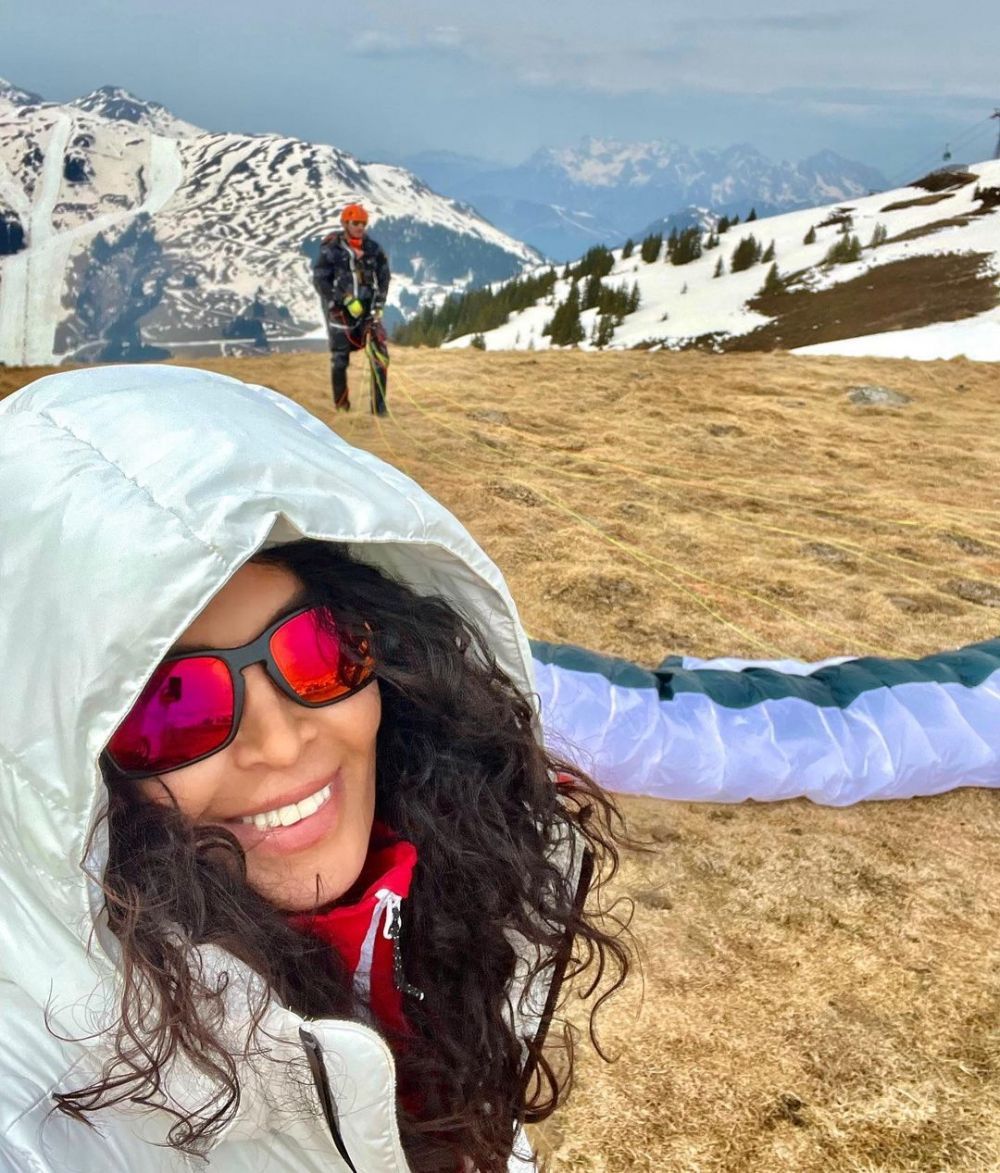 Mihaela Rădulescu, sexy și cool &icirc;ntr-o ținută sport. Cum și-a petrecut vacanța &icirc;n Austria, alături de Felix Baumgartner
