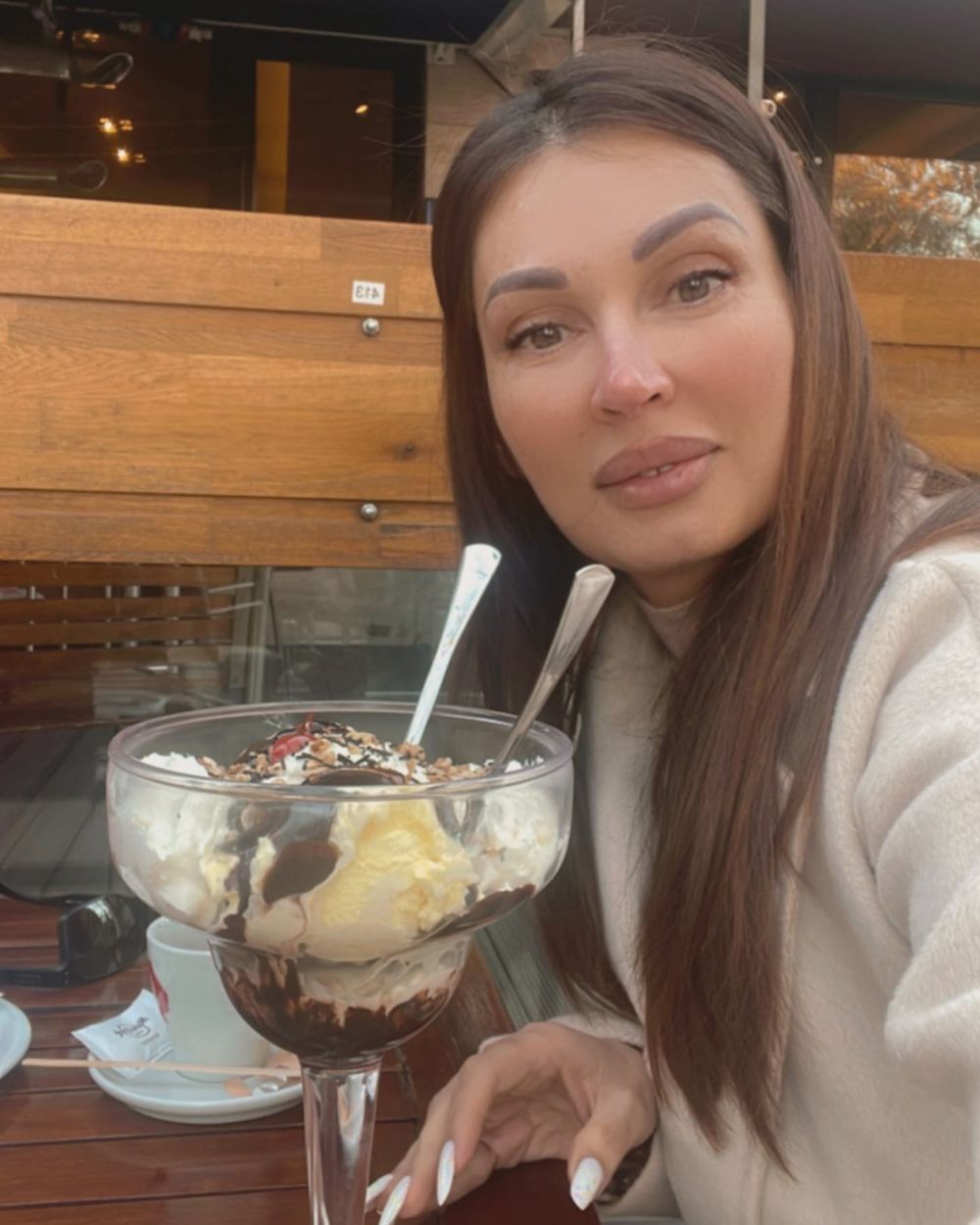 &rdquo;De nerecunoscut&rdquo;. Cum arată Nicoleta Luciu la 41 de ani