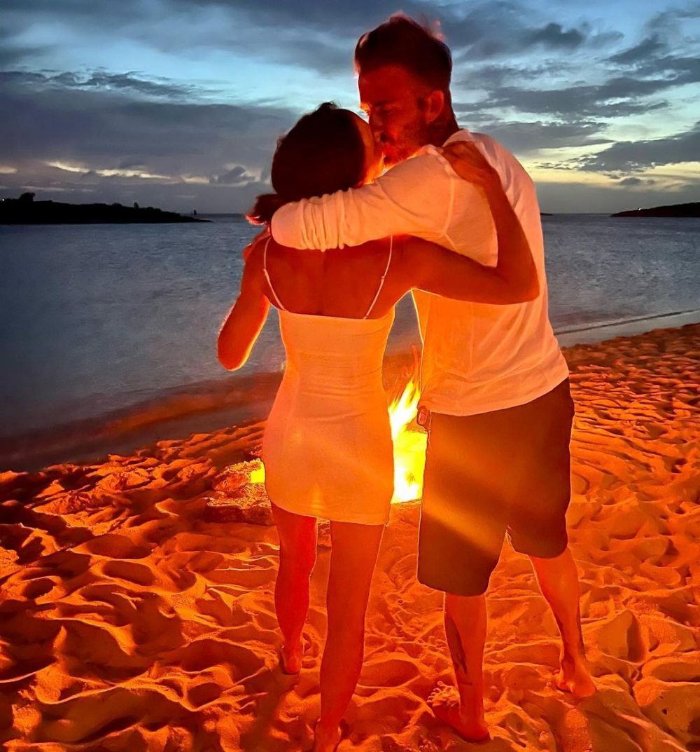 La 48 de ani petrece ca la 28! Victoria Beckham și-a sărbătorit ziua de naștere la Miami, după nunta fiului său, Brooklyn