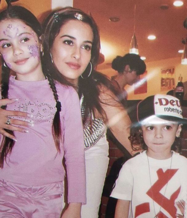 Betty Stoian, mesaj emoționant &icirc;n memoria mamei sale. Fografia de familie pe care a &icirc;mpărtășit-o cu fanii