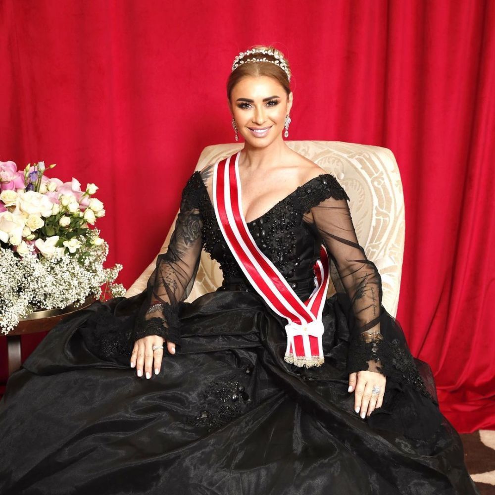 Anamaria Prodan, &icirc;n presa din Marea Britanie: &bdquo;Cel mai sexy impresar de fotbal din lume&rdquo;