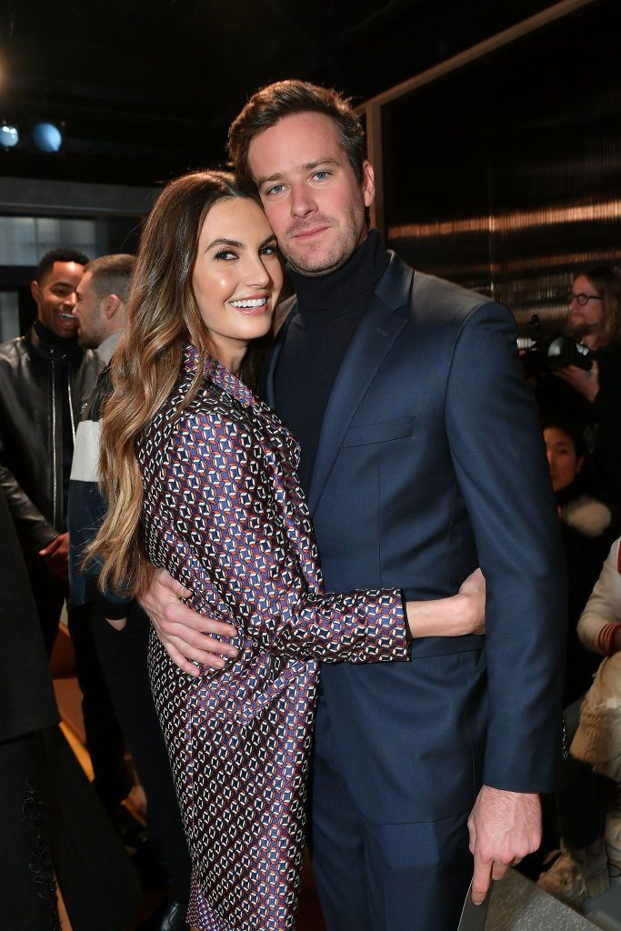 Falit și alungat de la Hollywood, după ce a fost acuzat de viol și canibalism. Cine &icirc;l &icirc;ntreține și ce job are acum Armie Hammer