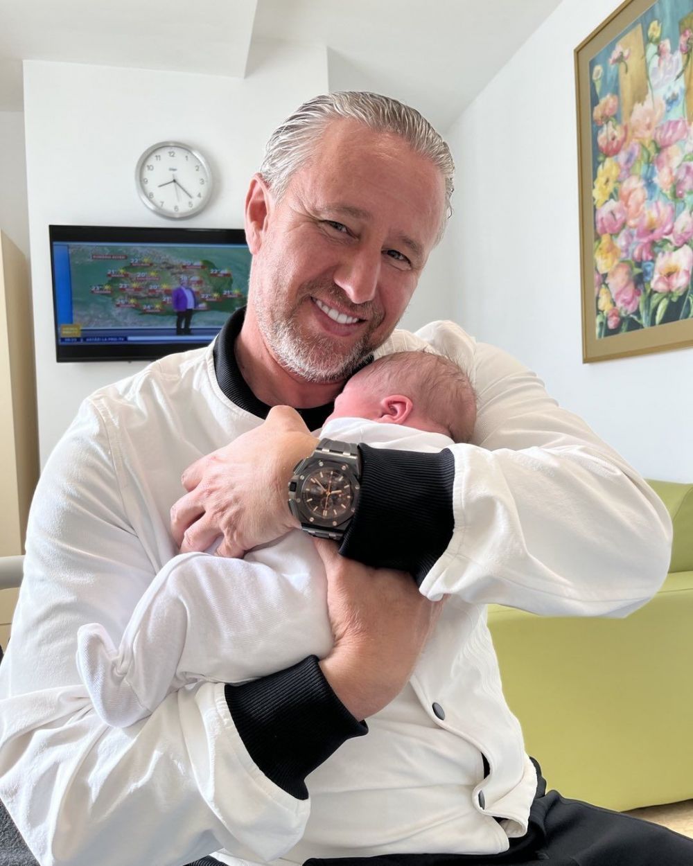 Laurențiu Reghecampf, poză emoționantă de familie! Cum a fotografiat-o pe iubita sa