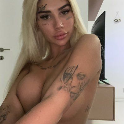 Imagini incendiare cu Bia Khalifa! Ce posta pe OnlyFans &icirc;nainte să participe la &bdquo;Sunt celebru, scoate-mă de aici!&rdquo;