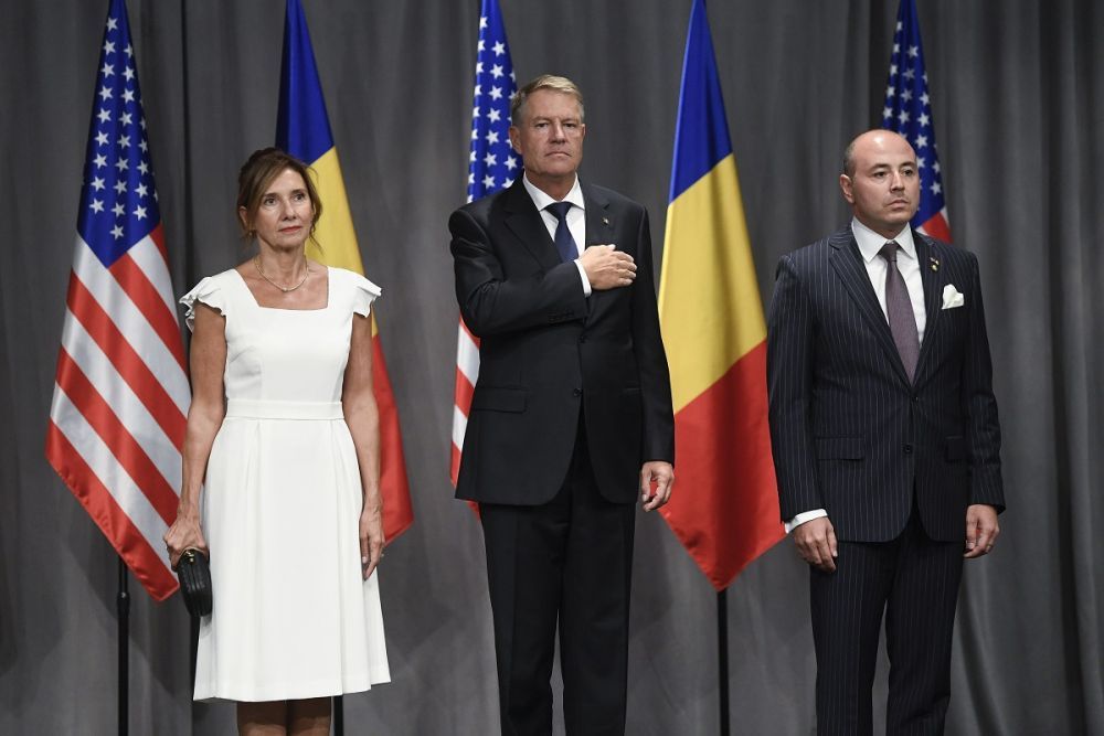 Cătălin Botezatu, noi reacții despre ținutele purtate de Carmen Iohannis: &bdquo;Greșesc stiliștii&rdquo;