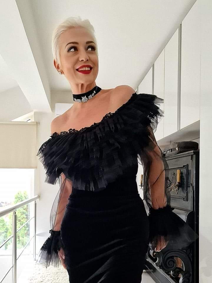 Monica Anghel, transformare spectaculoasă &icirc;n doar c&acirc;teva luni: &lsquo;Este viața mea, nu a altora&rsquo;