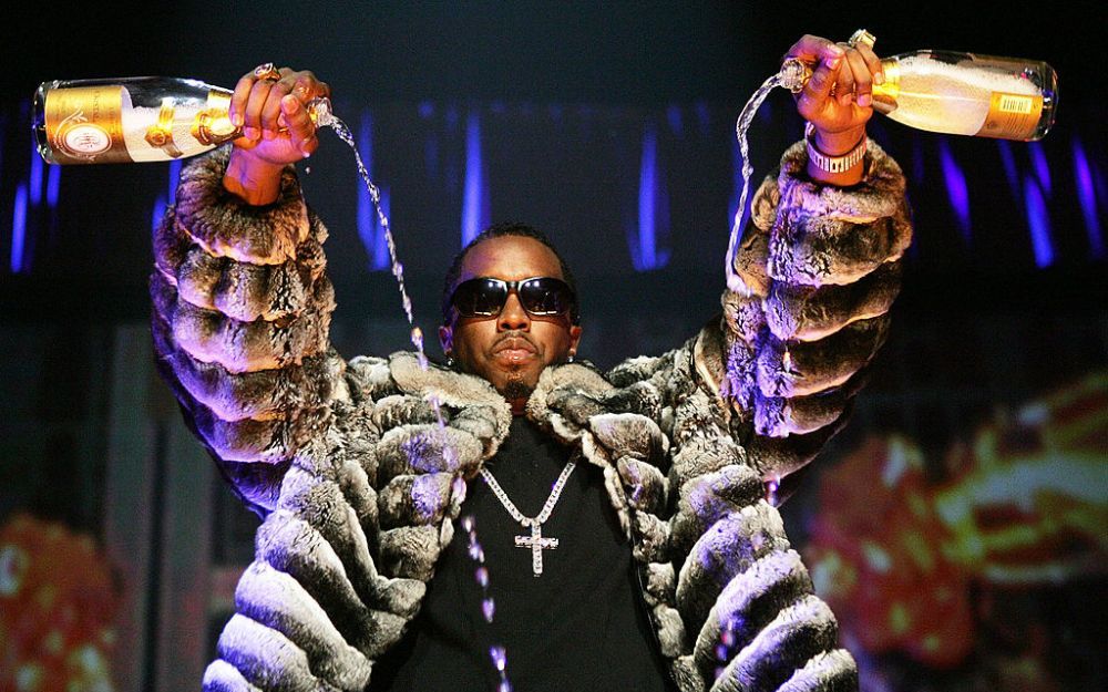 Ce criterii trebuia să &icirc;ndeplinească femeile invitate pe petrecerile dezmățate ale lui P Diddy: &rdquo;Tinere, fără celulită, maximum 63 kg, păr lung, decolteu...&rdquo;