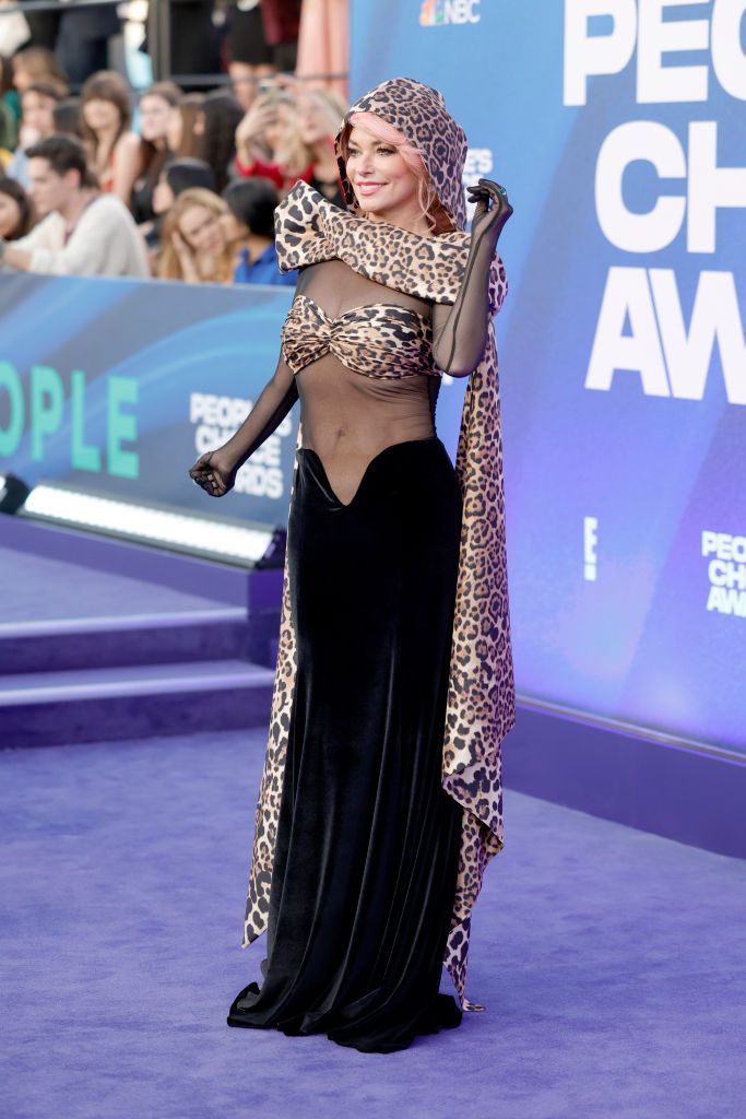 Shania Twain, transformare spectaculoasă. A &icirc;ntinerit &ldquo;suspect&rdquo; și nici cei mai fideli fani n-au mai recunoscut-o