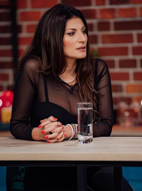 Ioana Ginghină: Dacă vreți să vă zic ceva intim, eu &icirc;ncă nu am primit acel inel