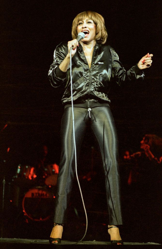 Tina Turner, cele mai spectaculoase apariții de-a lungul timpului. A fost numită c&acirc;ntăreața cu cele mai sexy picioare