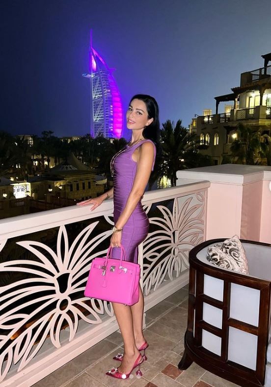 Brigitte Pastramă le-a făcut fanilor un tur al vilei din Dubai: &bdquo;După șase luni de lacrimi, acum intru &icirc;n casa mea&rdquo;
