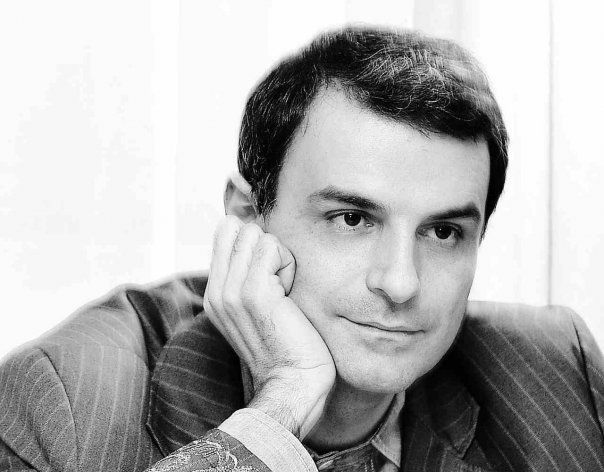 Lucian M&acirc;ndruță, apel pe Facebook: Știu că sunteți ori după vacanțe, ori &icirc;n vacanțe, dar sper să gășiți un colț de buzunar &nbsp;