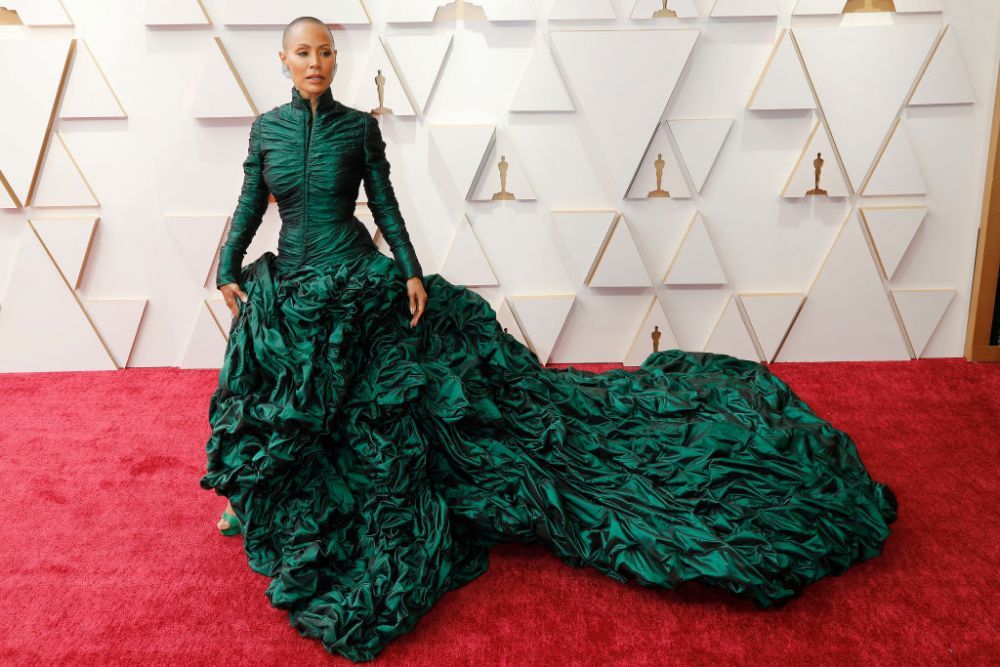 Schimbare de look pentru Jada Smith. Soția lui Will Smith a făcut senzație cu noua sa apariție