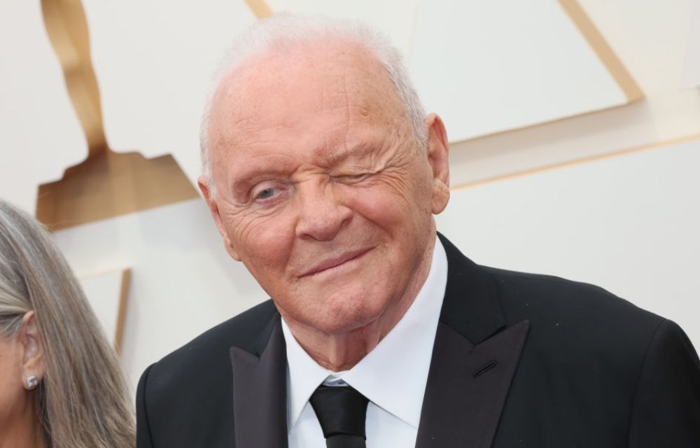 &bdquo;Nebunia&rdquo; frumoasă a lui Sir Anthony Hopkins sau cum ar trebui să arate bătr&acirc;nețea
