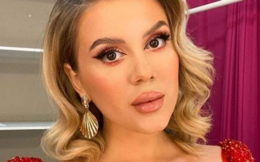 Emily Burghelea și-a lovit mașina de lux! &Icirc;n autoturism se afla și fiica sa, Amedeea: &bdquo;Mi-e frică să...&rdquo;