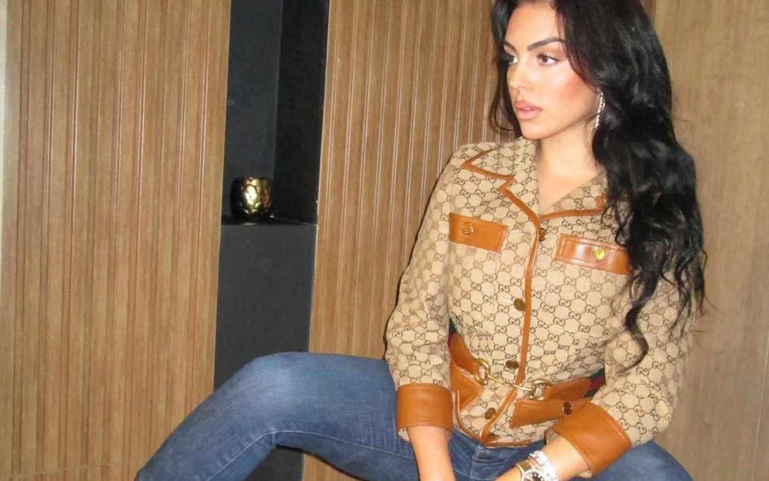 Georgina Rodriguez, apariție de patru milioane de aprecieri. S-a fotografiat &icirc;n costum de baie și a atras toate privirile