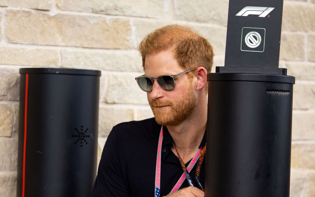 Prințul Harry, despăgubit cu o sumă cu multe zerouri, de un tabloid britanic. Fiul Regelui Charles a c&acirc;știgat procesul