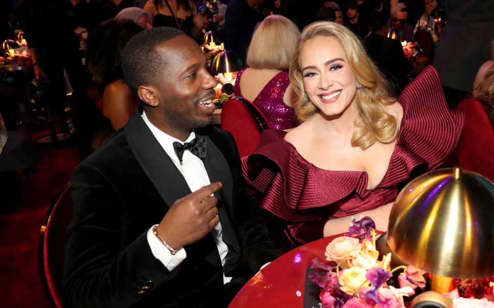 Adele și Rich Paul se pregătesc să devină părinți. Artista speră să aibă o fetiță &icirc;mpreună cu soțul ei. Vestea a fost dată chiar &icirc;n timpul unui concert: &bdquo;Se va &icirc;nt&acirc;mpla&rdquo;