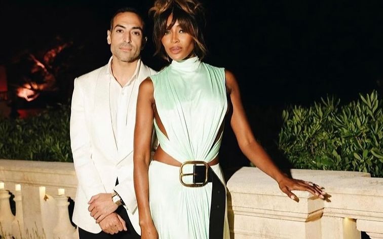Naomi Campbell s-ar fi căsătorit cu mogulul de film Mohammed Al Turk. Nunta ar fi avut loc pe un iaht care costă 22 de mii de euro pe zi